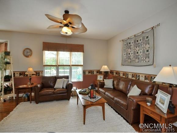 9 Hampton Drive - Photo 7