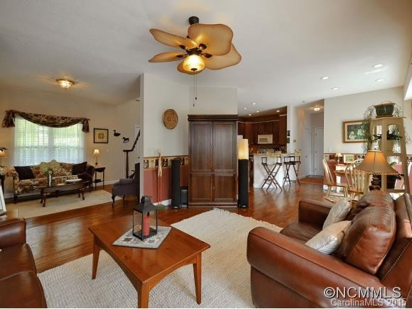 9 Hampton Drive - Photo 8