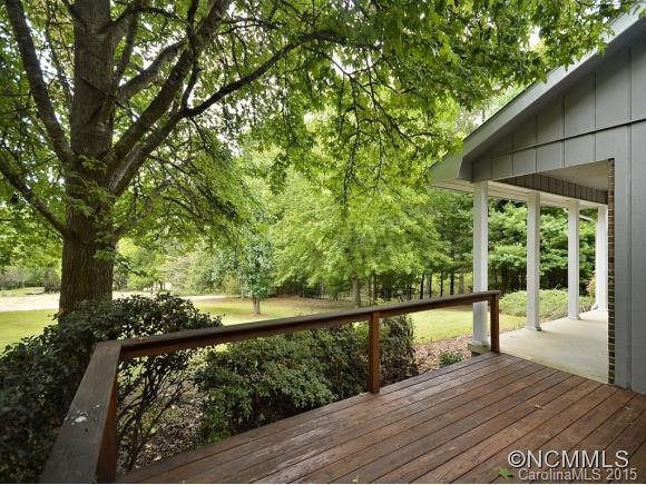 98 Shangrila Lane - Photo 2