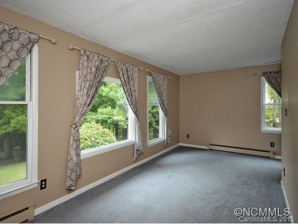 98 Shangrila Lane - Photo 3