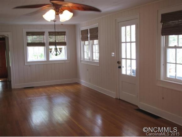 2200 Carolina Drive - Photo 4