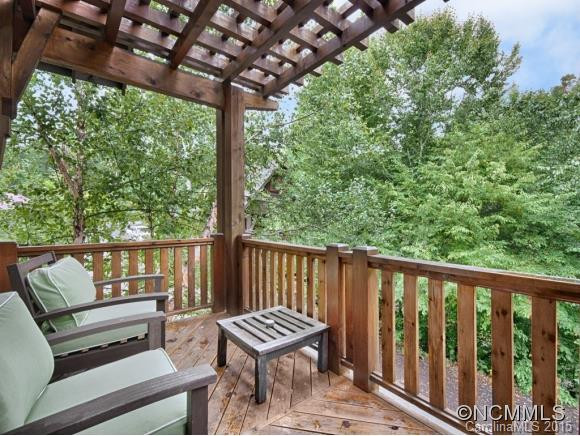 7 Whitman Lane - Photo 14