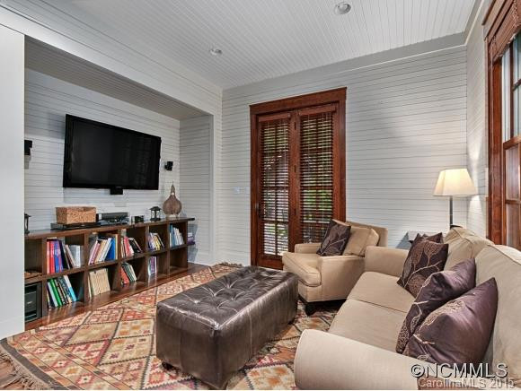 7 Whitman Lane - Photo 15