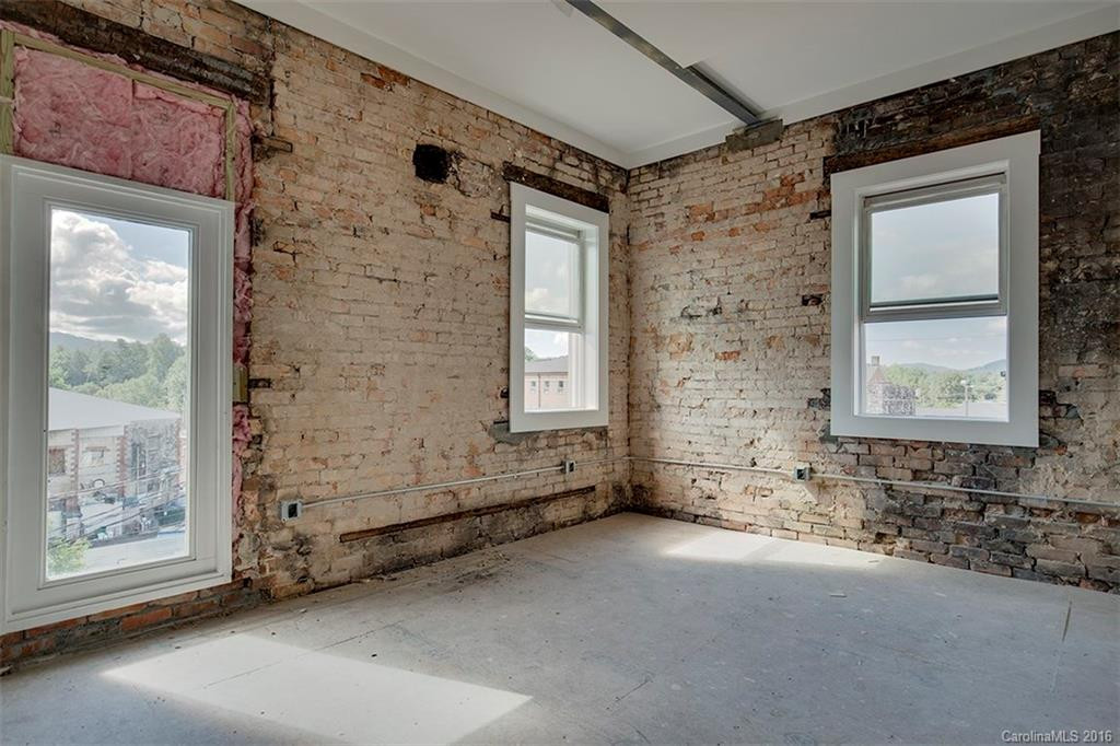 23 Broad Street #202 - Photo 3