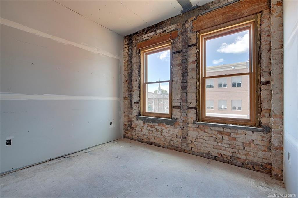 23 Broad Street #203 - Photo 3