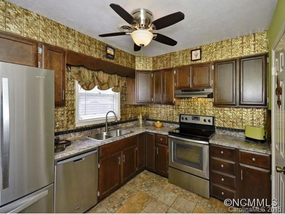 1751 C HAYWOOD MANOR Road - Photo 7