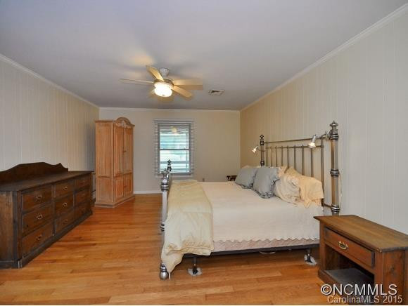 328 Country Club Drive - Photo 9