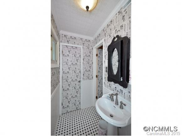 328 Country Club Drive - Photo 10