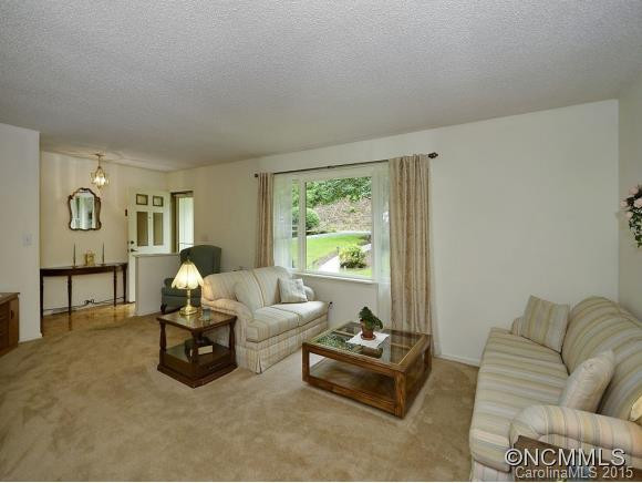 500 Oakwilde Drive - Photo 2