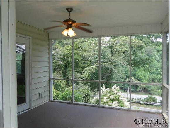 211 E Lakeshore Drive - Photo 2