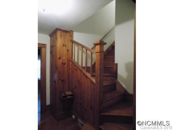 145 Huntley Street - Photo 15
