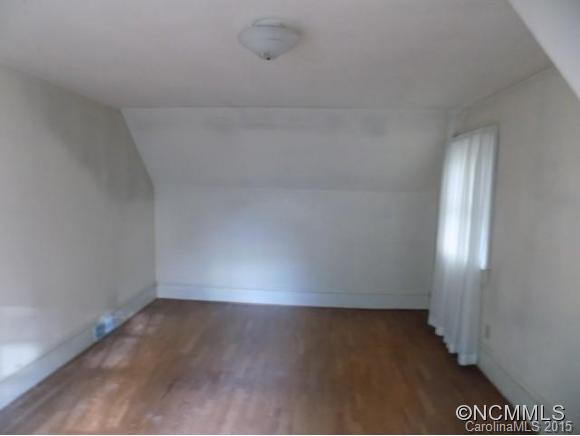 145 Huntley Street - Photo 17