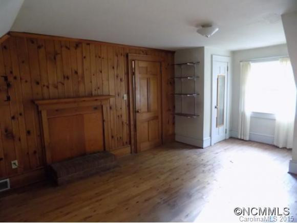 145 Huntley Street - Photo 18