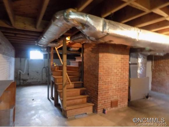 145 Huntley Street - Photo 21