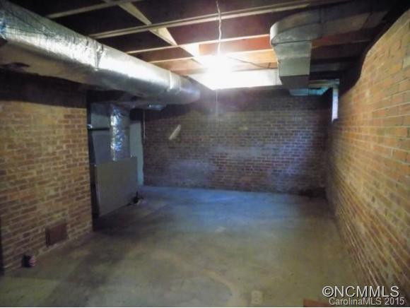 145 Huntley Street - Photo 22