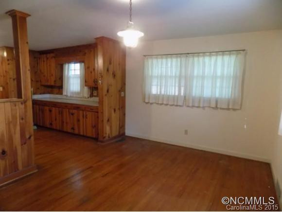 145 Huntley Street - Photo 8