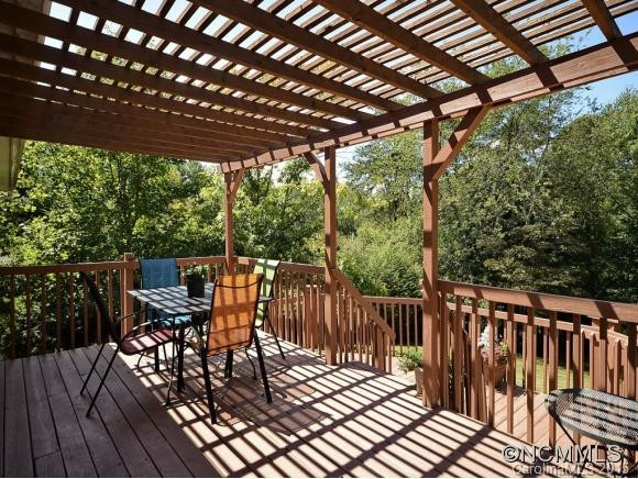 18 Holly Hill Drive - Photo 3