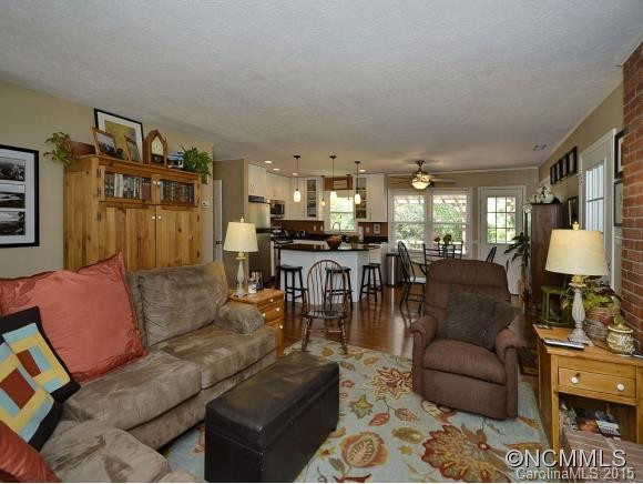 18 Holly Hill Drive - Photo 7