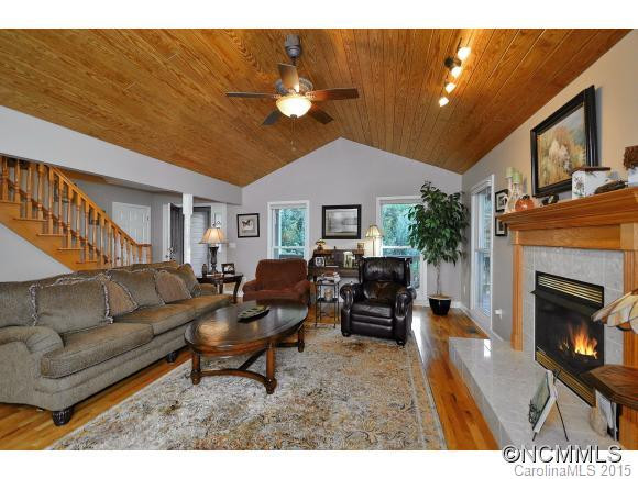 207 Presidential Drive - Photo 7