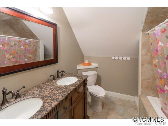 5000 Bat Cave Road - Photo 18