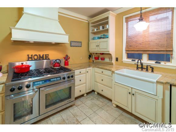 5000 Bat Cave Road - Photo 6