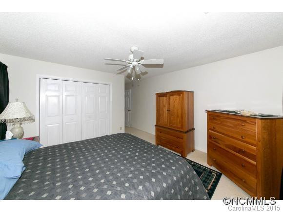 317 Dellford Court #26 - Photo 13