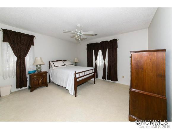 317 Dellford Court #26 - Photo 16