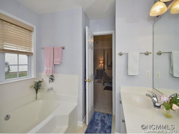 42 Morning Mist Road - Photo 14