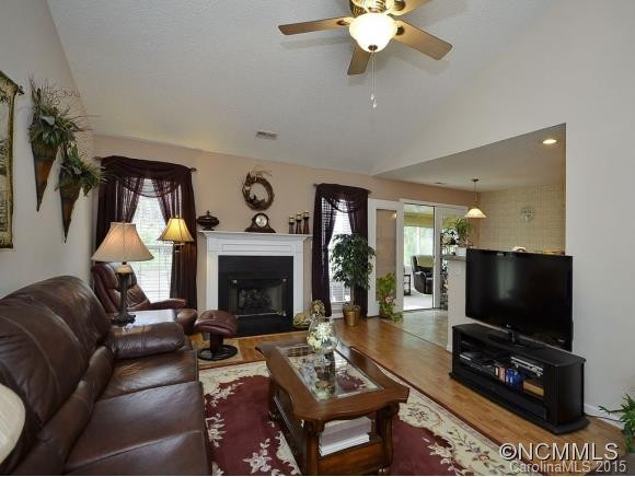 42 Morning Mist Road - Photo 6
