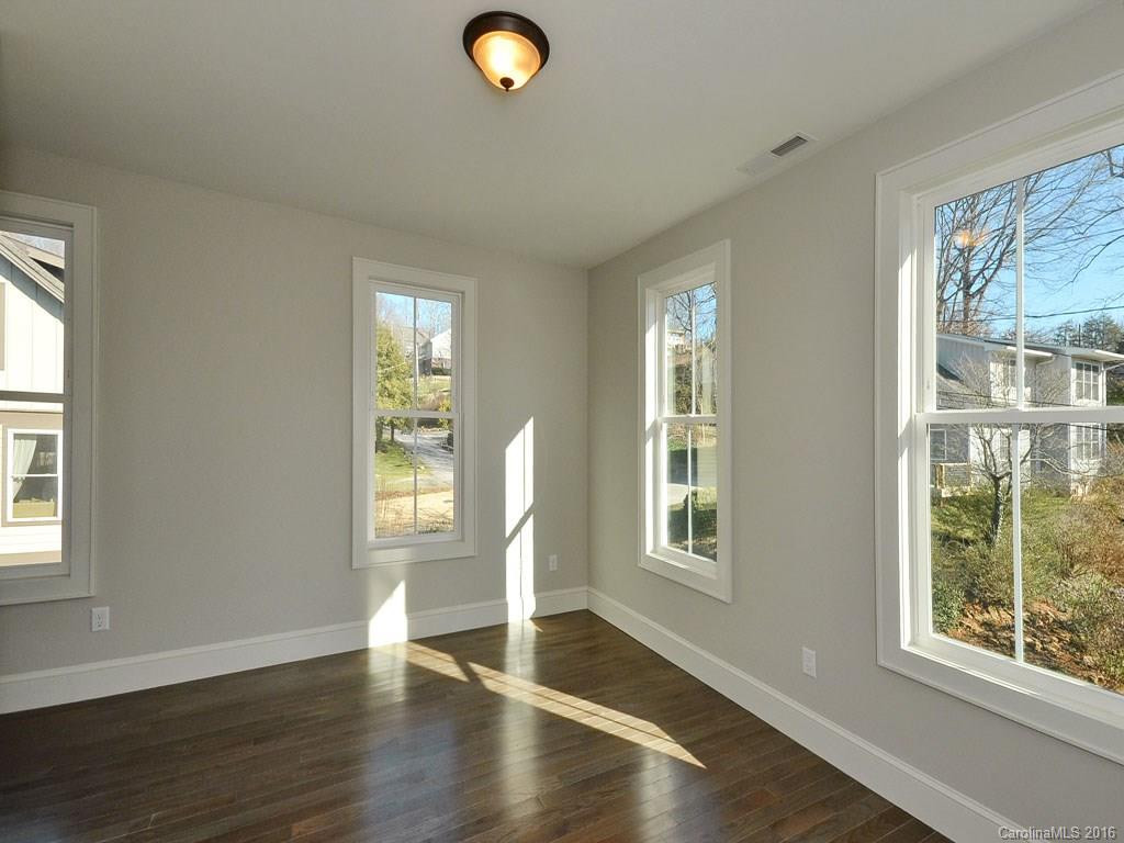 34 Mclain Street - Photo 14