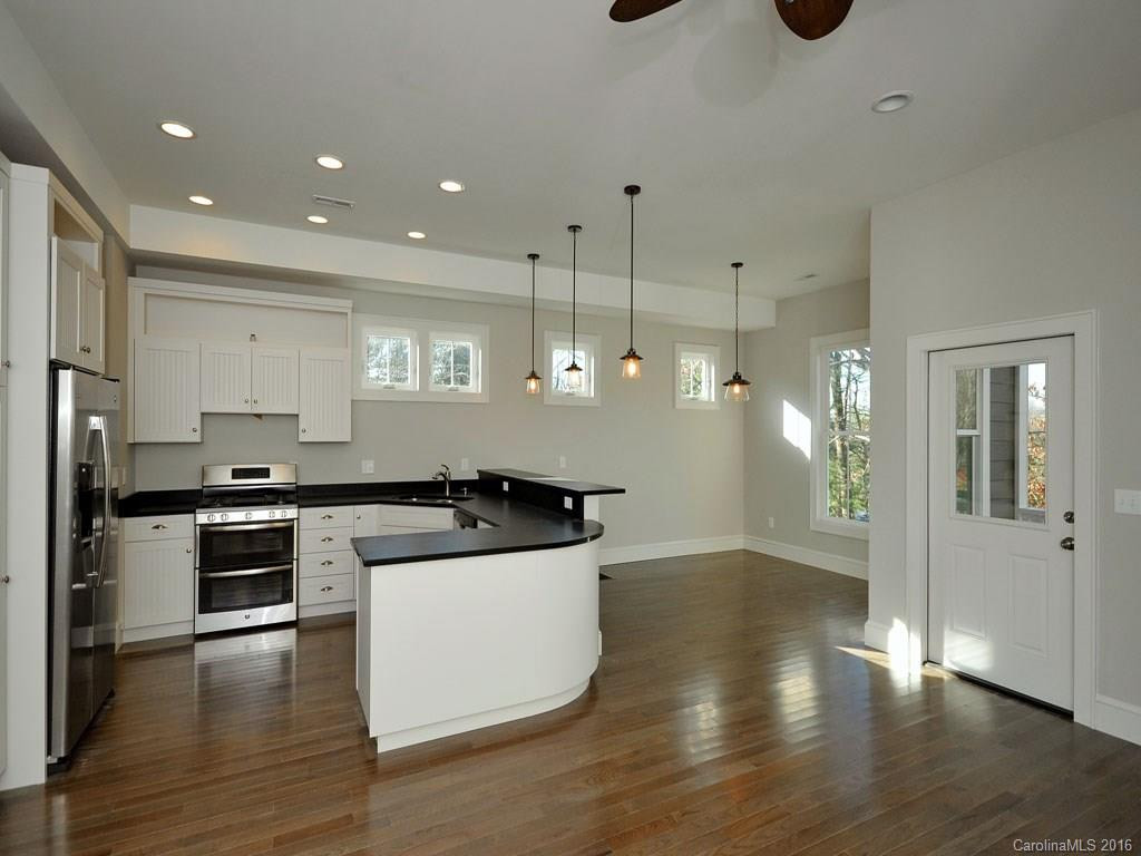 34 Mclain Street - Photo 3