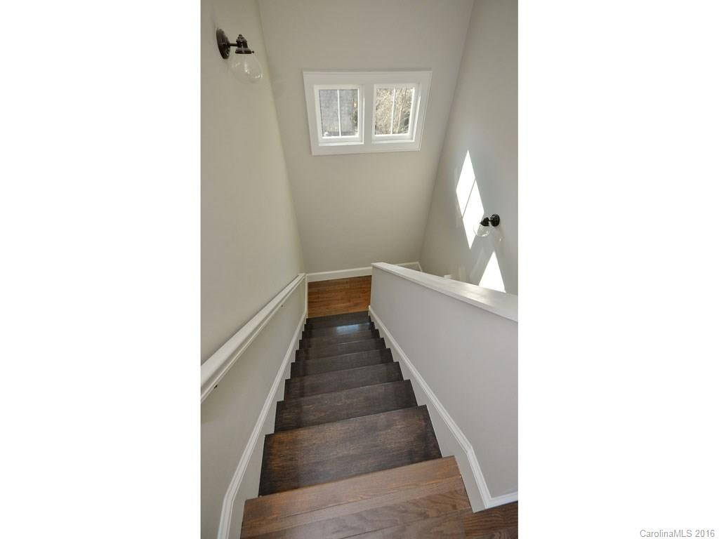 34 Mclain Street - Photo 8