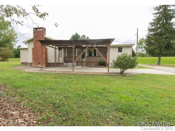 780 Hendersonville - Photo 2