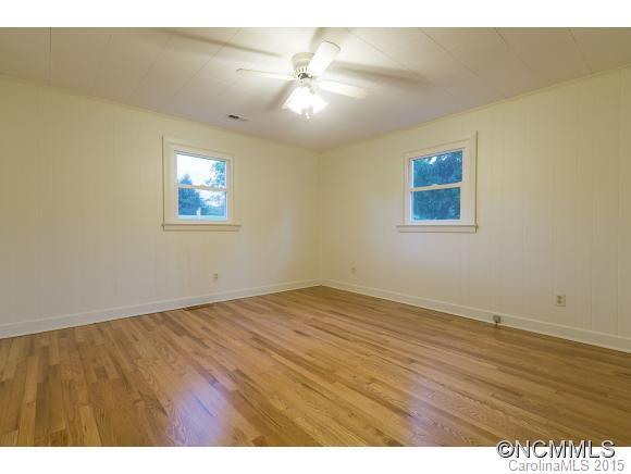 780 Hendersonville - Photo 5