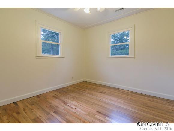 780 Hendersonville - Photo 6