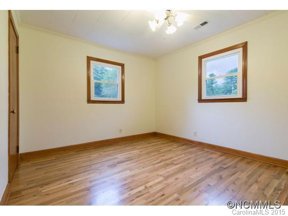 780 Hendersonville - Photo 7