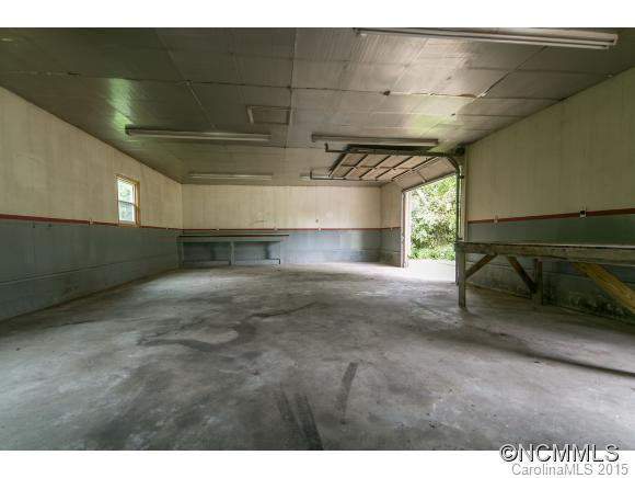 780 Hendersonville - Photo 10