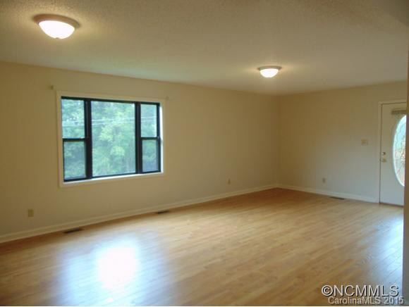 9 Parker Road - Photo 4