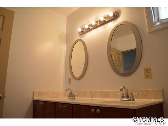 3250 Bend Of Ivy Road - Photo 20