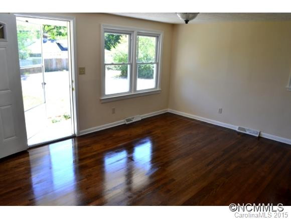 54 Oak Hill Circle - Photo 11