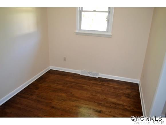 54 Oak Hill Circle - Photo 8