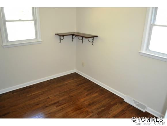 54 Oak Hill Circle - Photo 9