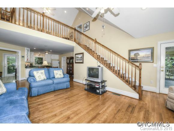 21 Wolf Laurel Drive - Photo 11