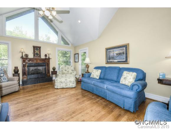 21 Wolf Laurel Drive - Photo 12
