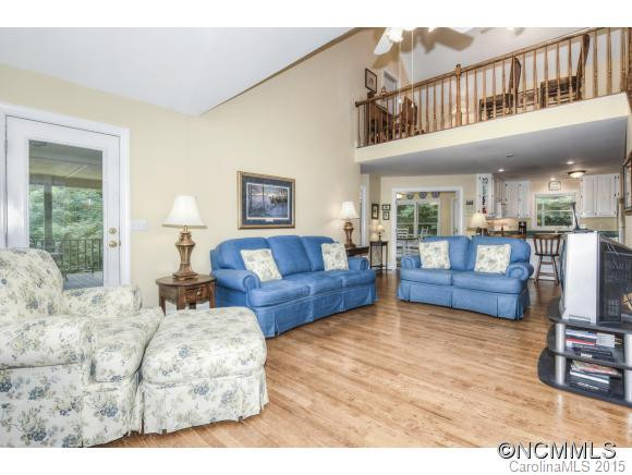 21 Wolf Laurel Drive - Photo 13
