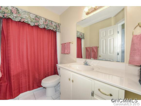 21 Wolf Laurel Drive - Photo 18