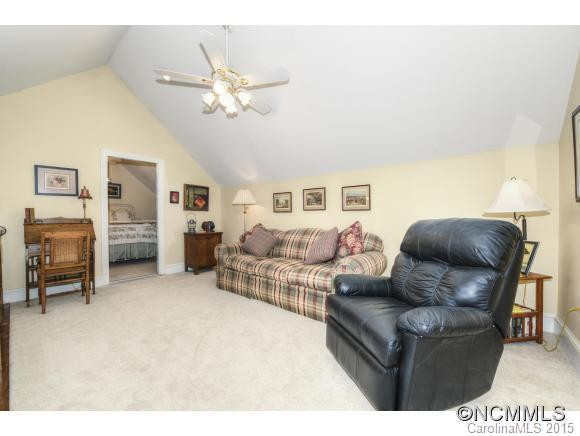 21 Wolf Laurel Drive - Photo 21