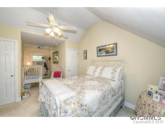 21 Wolf Laurel Drive - Photo 24