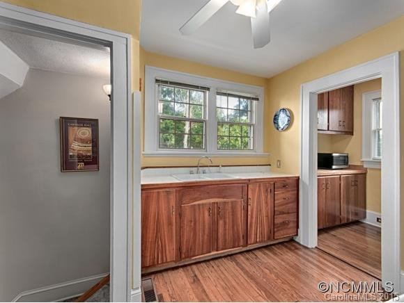 61 Montview Drive - Photo 9