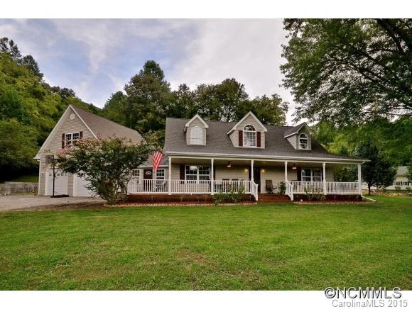 2701 N River Road